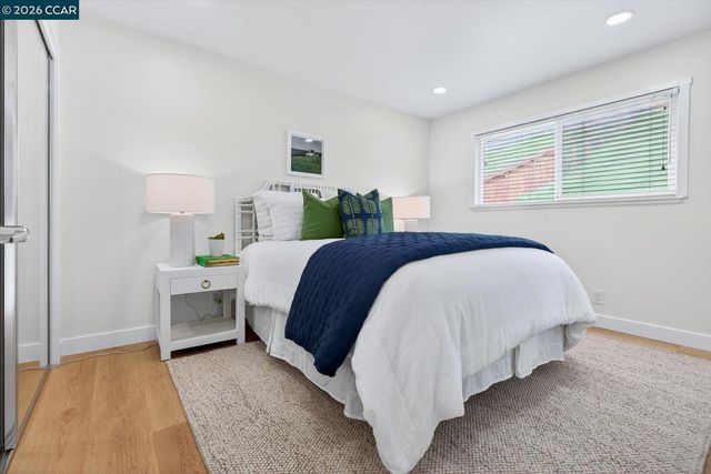 29 Whitehall Drive, Orinda, CA 94563