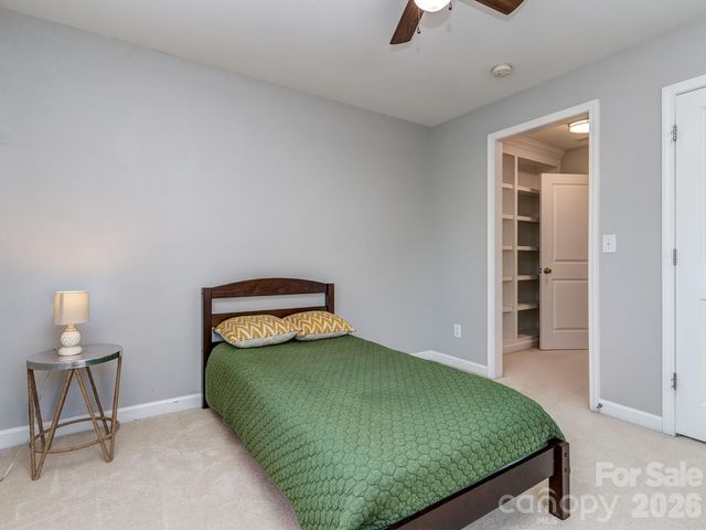 2008 Shalford Lane, Matthews, NC 28104