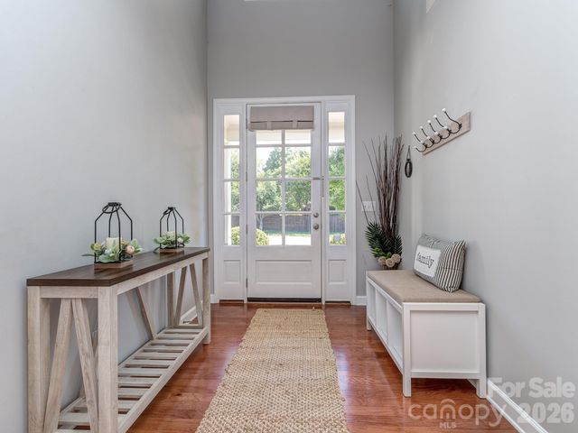 2008 Shalford Lane, Matthews, NC 28104