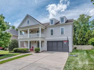 2008 Shalford Lane, Matthews, NC 28104