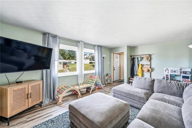 742 Broadway Boulevard, Steubenville, OH 43952