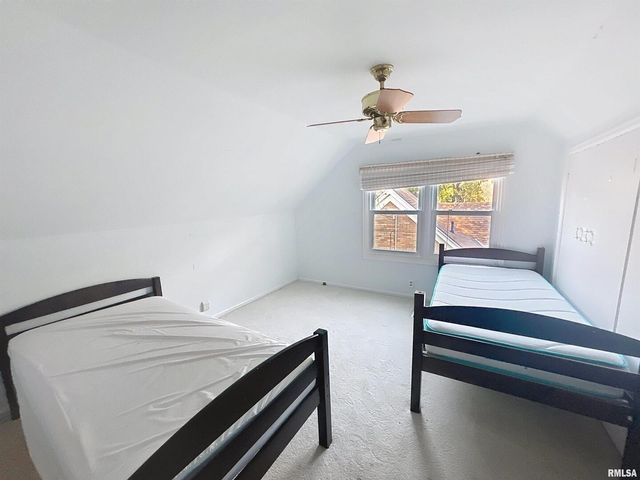 2130 10TH Street, East Moline, IL 61244