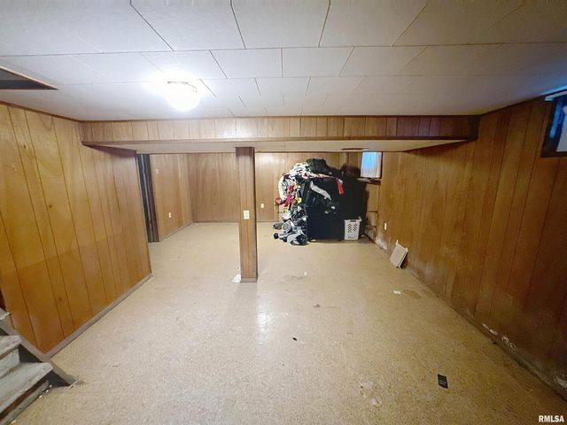 2130 10TH Street, East Moline, IL 61244