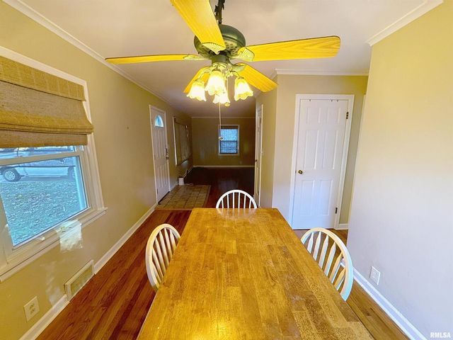 2130 10TH Street, East Moline, IL 61244