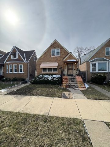 10210 S Prairie Avenue, Chicago, IL 60628