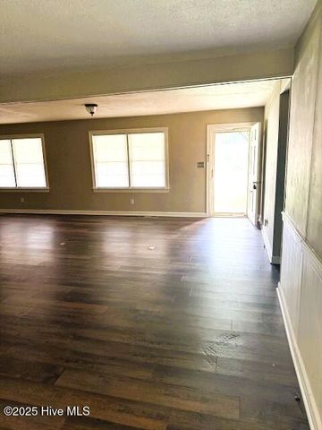 302 Lee Street, Greenville, NC 27858