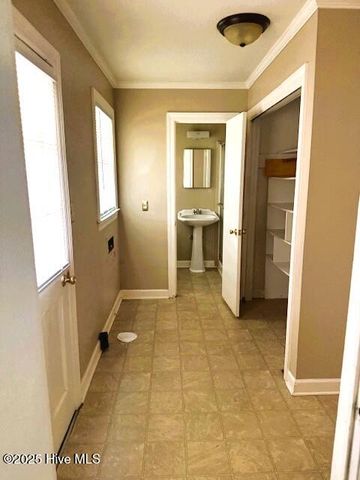 302 Lee Street, Greenville, NC 27858