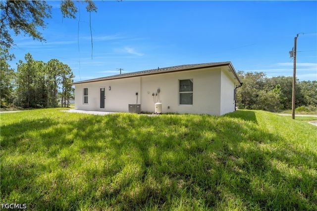 961 Gleason ST, Lehigh Acres, FL 33974