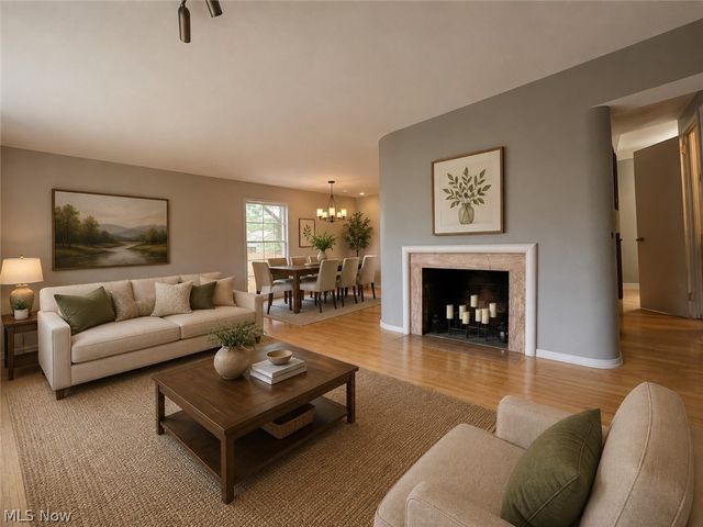 2607 Saybrook Road, University Heights, OH 44118
