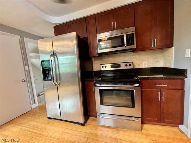 2607 Saybrook Road, University Heights, OH 44118