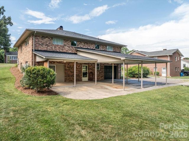 104 2nd Avenue NE, Catawba, NC 28609