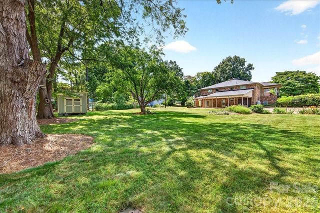 104 2nd Avenue NE, Catawba, NC 28609