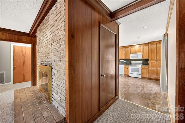 104 2nd Avenue NE, Catawba, NC 28609