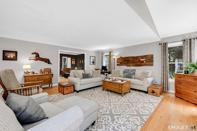 107 Robin Drive, Canton, CT 06019