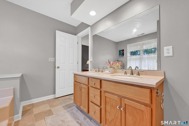 107 Robin Drive, Canton, CT 06019