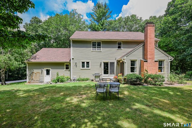 107 Robin Drive, Canton, CT 06019