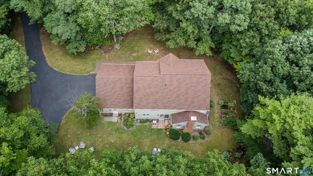 107 Robin Drive, Canton, CT 06019