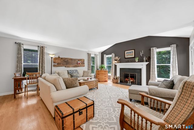 107 Robin Drive, Canton, CT 06019