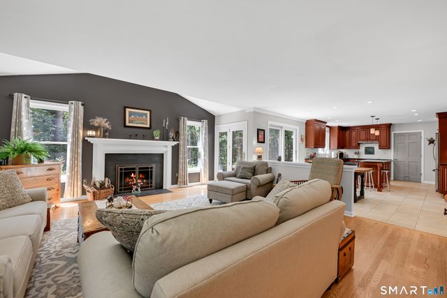 107 Robin Drive, Canton, CT 06019