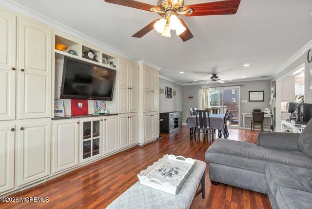 39 Appleton Drive, Hazlet, NJ 07730