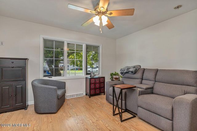 39 Appleton Drive, Hazlet, NJ 07730