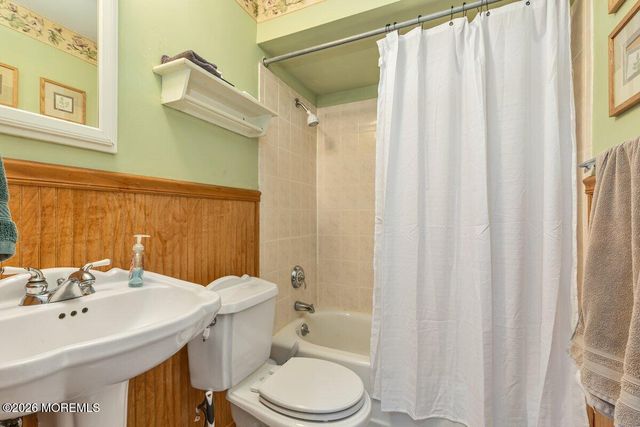 39 Appleton Drive, Hazlet, NJ 07730
