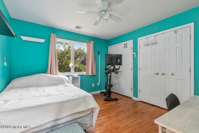39 Appleton Drive, Hazlet, NJ 07730