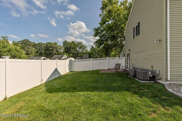 39 Appleton Drive, Hazlet, NJ 07730