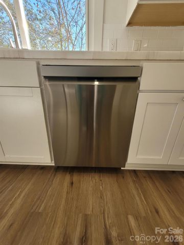 1116 East Drive, Gastonia, NC 28052