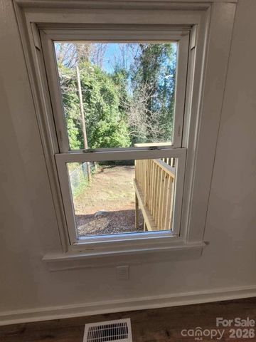 1116 East Drive, Gastonia, NC 28052