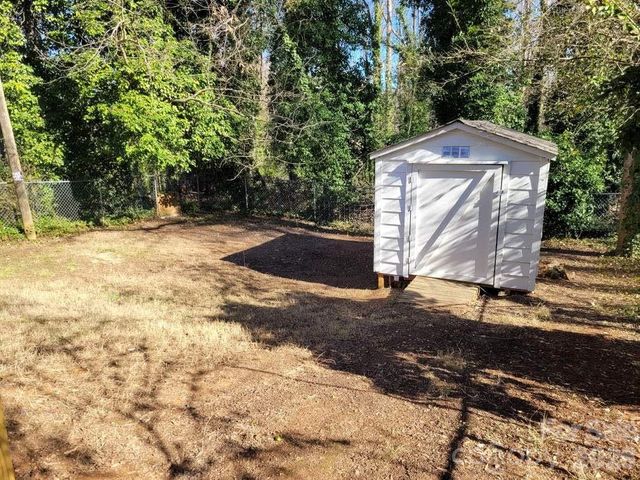 1116 East Drive, Gastonia, NC 28052