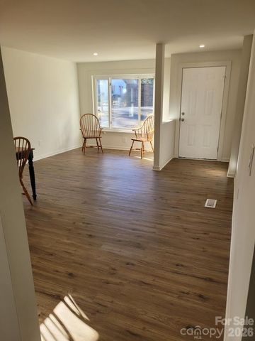 1116 East Drive, Gastonia, NC 28052