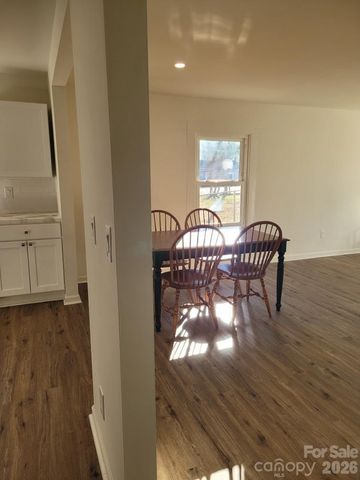 1116 East Drive, Gastonia, NC 28052