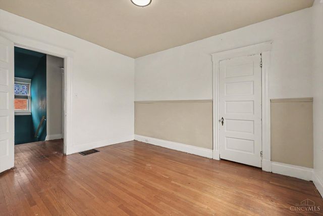 1000 Overlook Avenue, Cincinnati, OH 45238