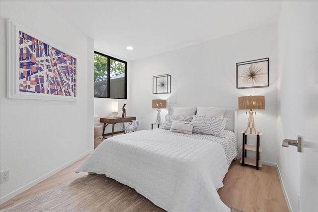 483 Forest Avenue C, Palo Alto, CA 94301