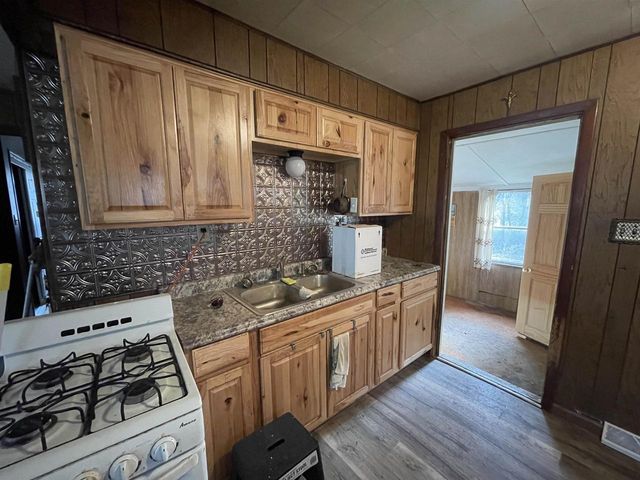 N6855 S LAKE DRIVE, Wild Rose, WI 54984