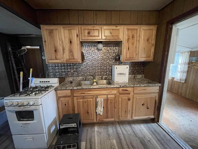 N6855 S LAKE DRIVE, Wild Rose, WI 54984