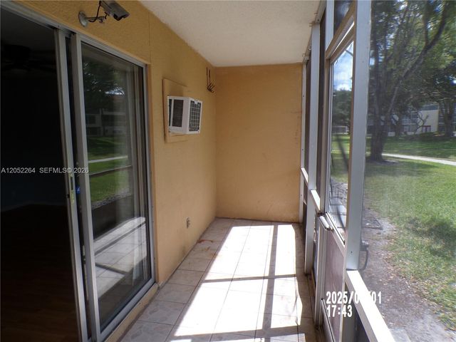 13300 SW 1st St 112O, Pembroke Pines, FL 33027