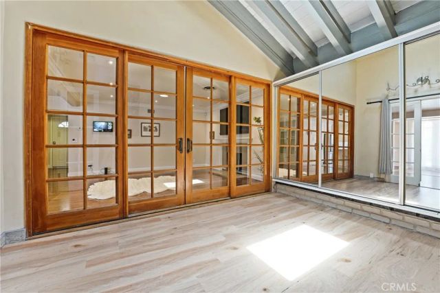 112 N Garfield Place, Monrovia, CA 91016