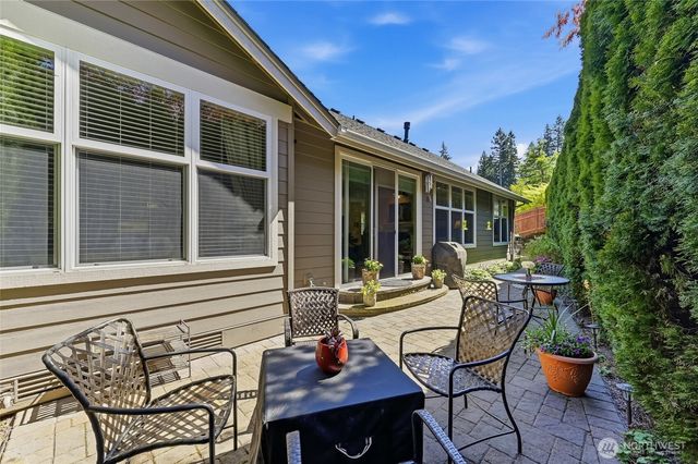 13245 230th Place NE, Redmond, WA 98053