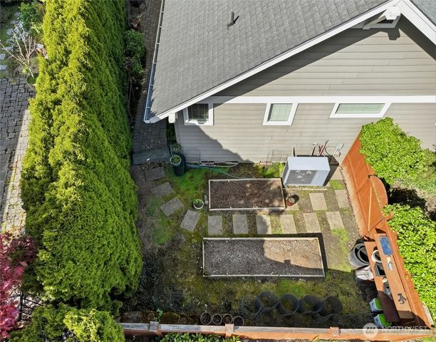 13245 230th Place NE, Redmond, WA 98053