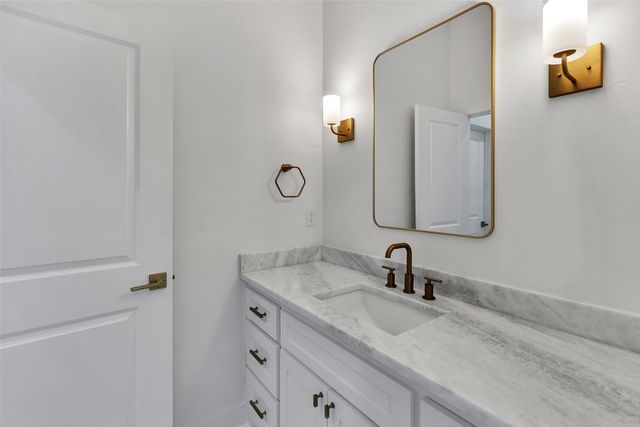 260 S Granite Lane, Hallsville, TX 75650