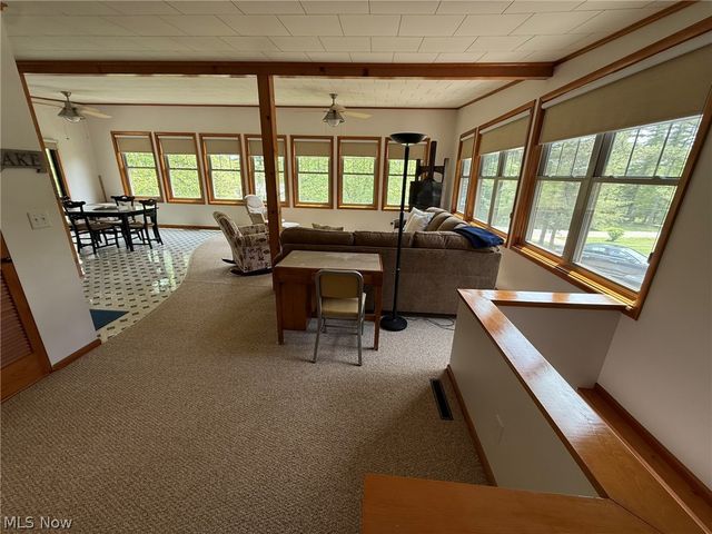 9073 N Shore Drive NE, Mineral City, OH 44656