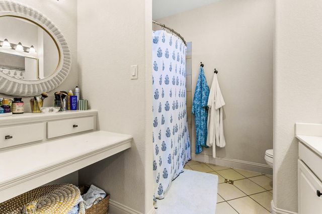 185 Bayview Lane, Livingston, TX 77351