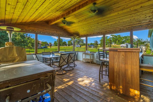 185 Bayview Lane, Livingston, TX 77351