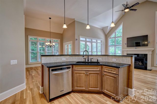 60 Marina Road, Lake Wylie, SC 29710