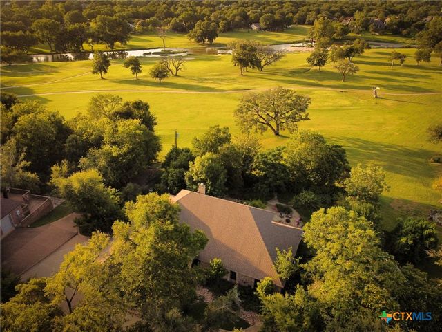 1001 S Ridge Rd., Salado, TX 76571