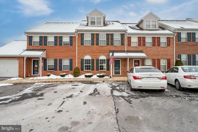 10 CHESTERWOOD CIR, Reading, PA 19607