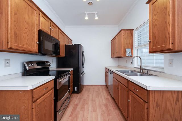 10 CHESTERWOOD CIR, Reading, PA 19607