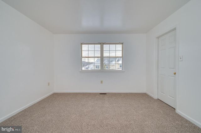 10 CHESTERWOOD CIR, Reading, PA 19607